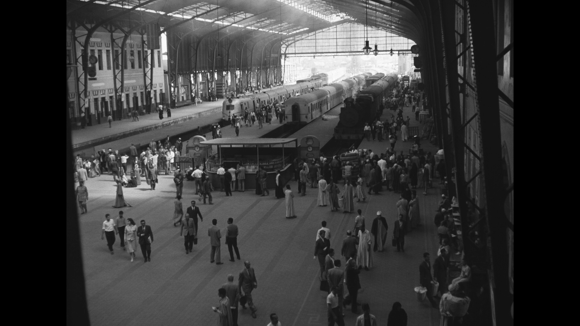 Screen capture from Cairo Station