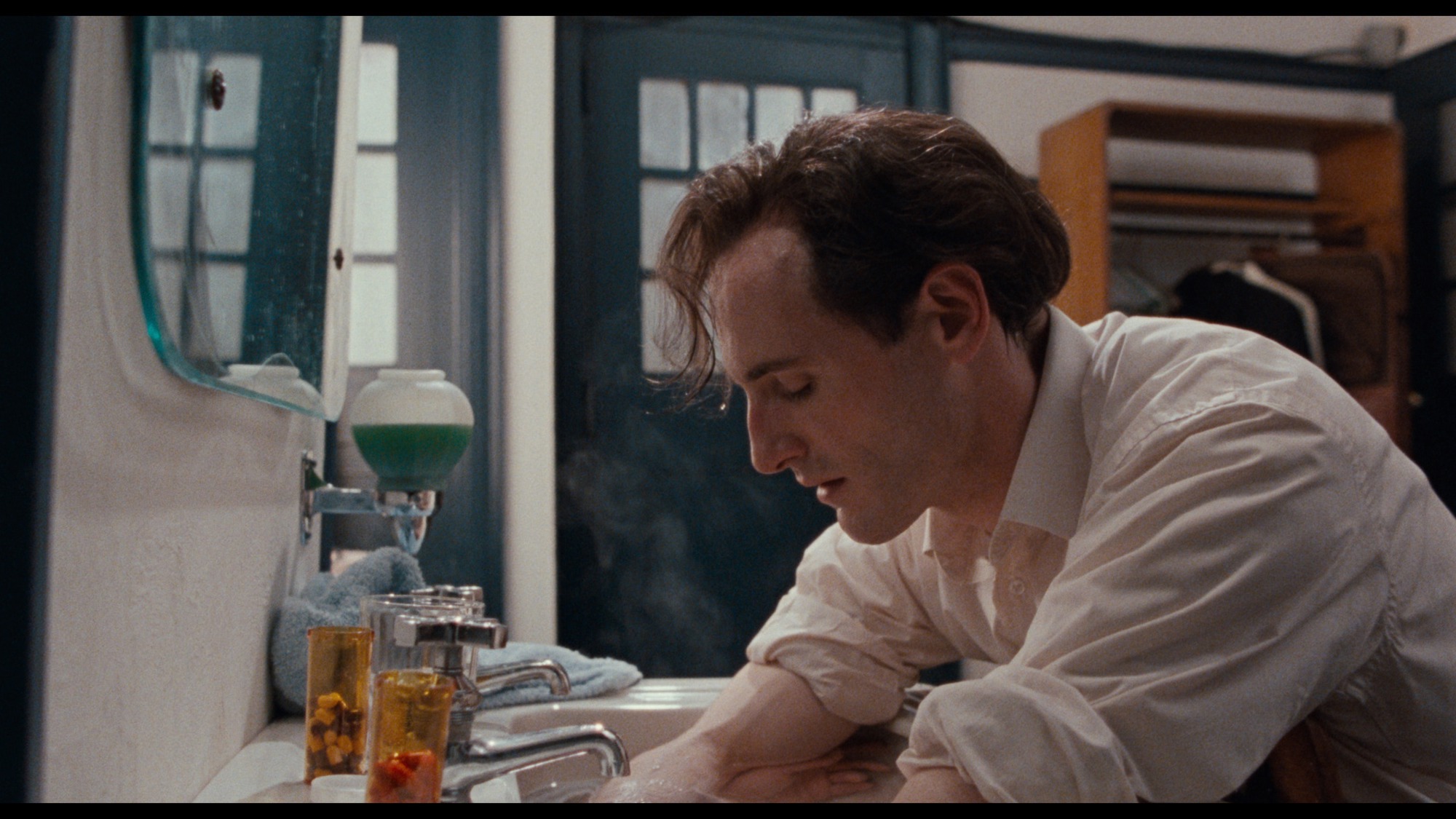 Screen capture from Thirty Two Short Films About Glenn Gould