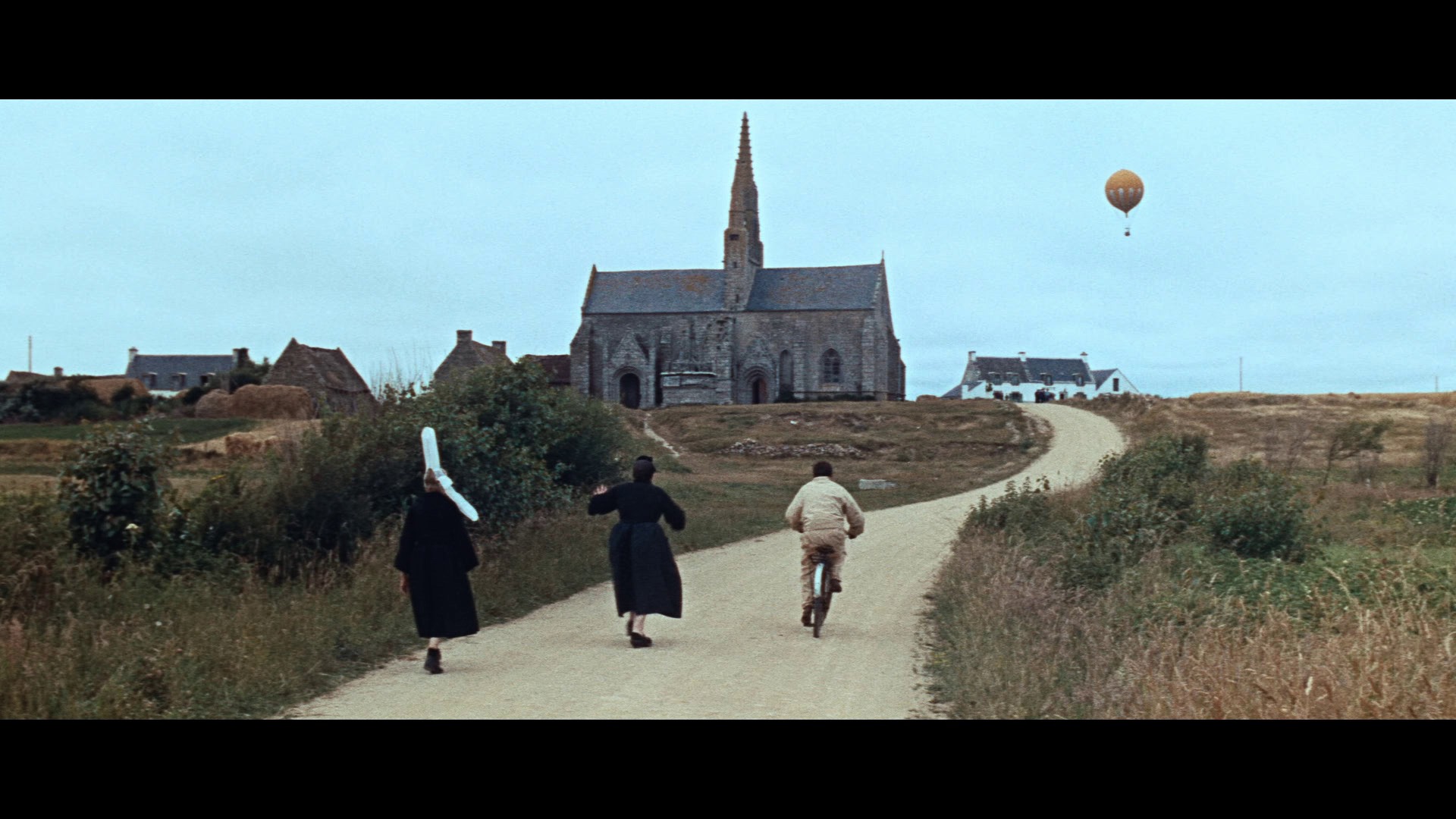 Screen capture from The Red Balloon and Other Stories: Five Films by Albert Lamorisse