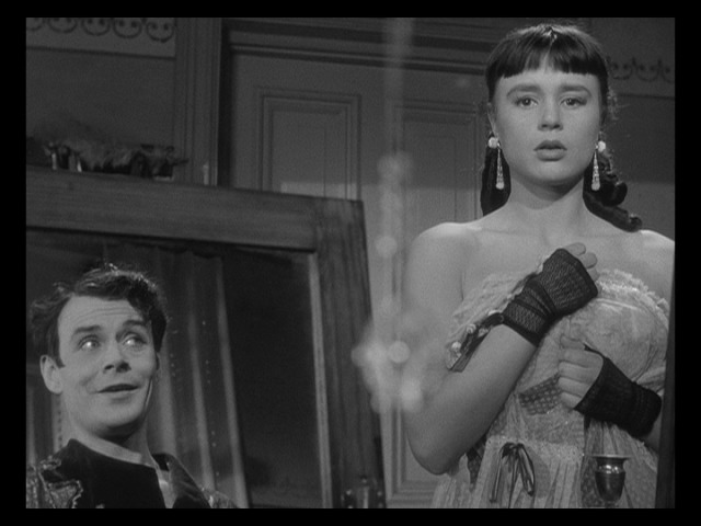Screen capture from Sawdust and Tinsel