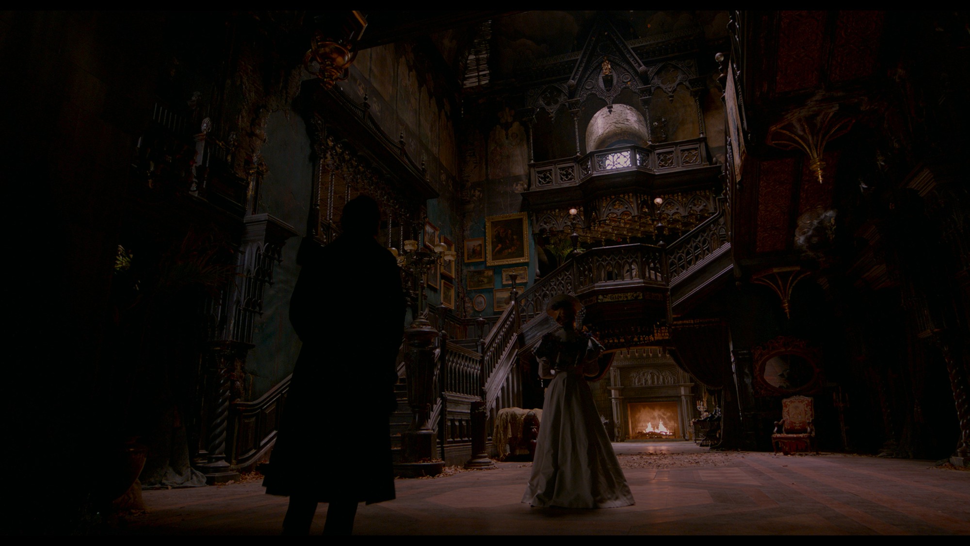 Screen capture from Crimson Peak
