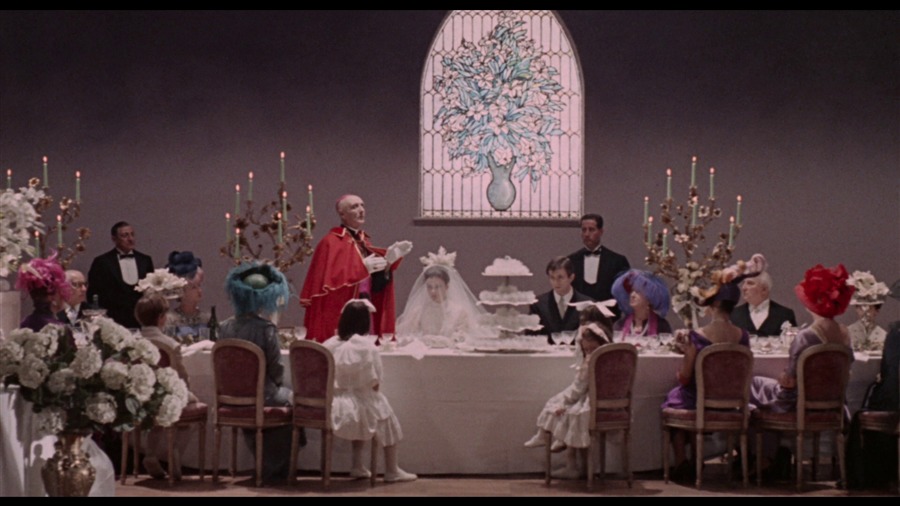 Screen capture from Essential Fellini