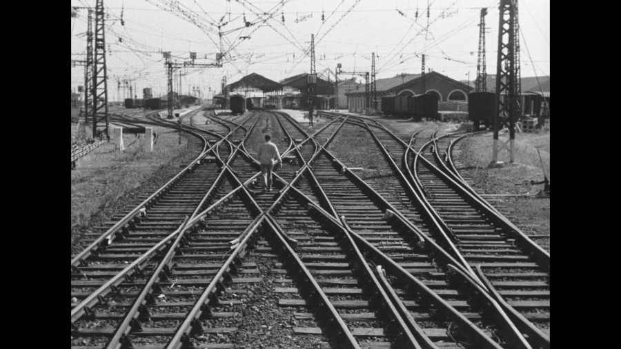 Screen capture from The Complete Films of Agnès Varda