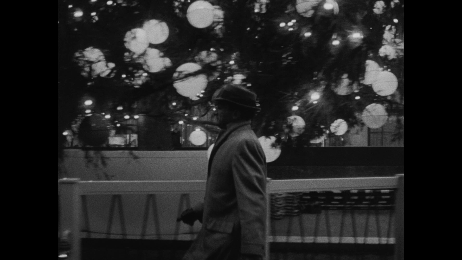 Screen capture from Blast of Silence