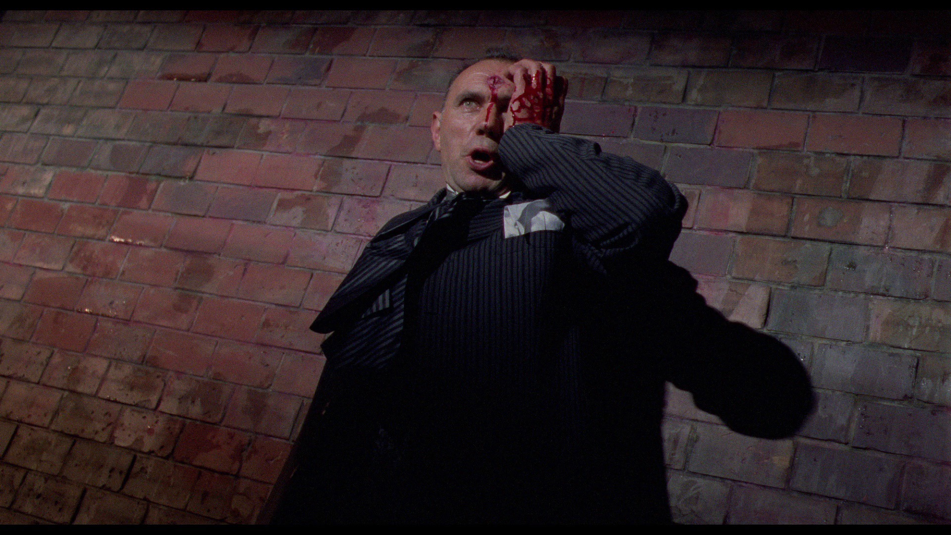 Screen capture from Edge of Sanity