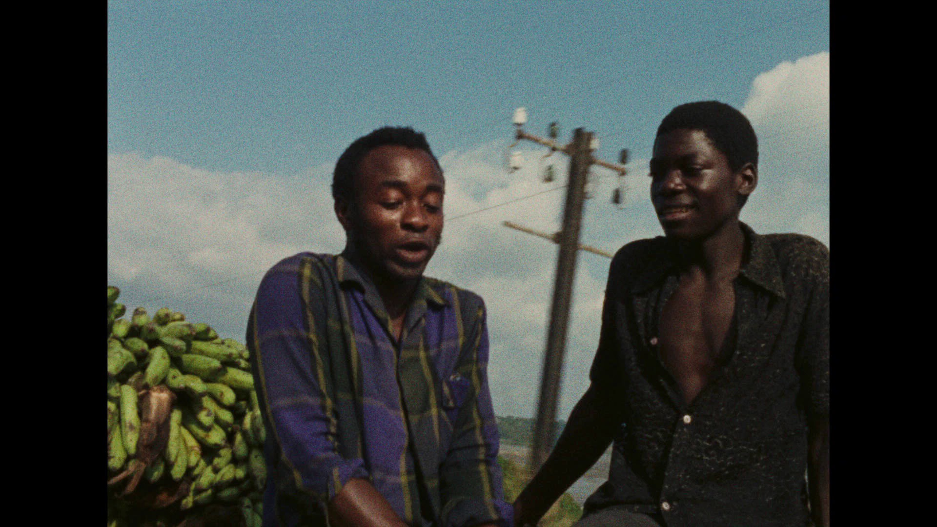 Screen capture from Sambizanga / Prisioneros de la tierra