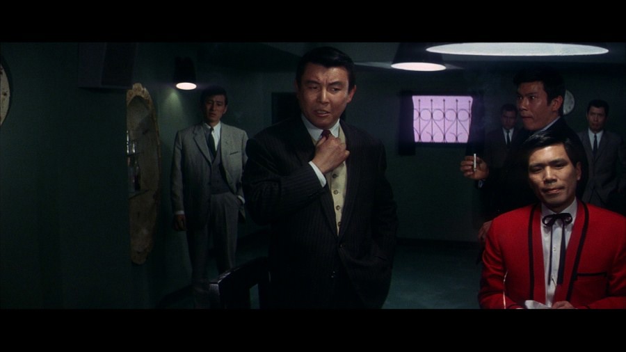 Screen capture from Tokyo Drifter