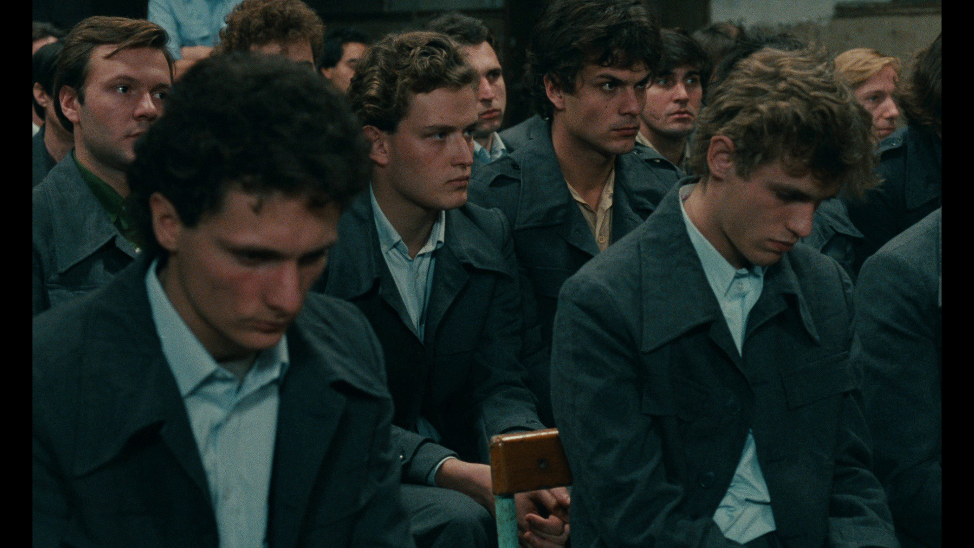 Screen capture from L'argent