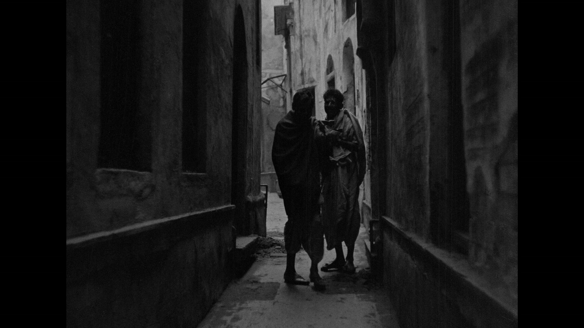 Screen capture from Aparajito