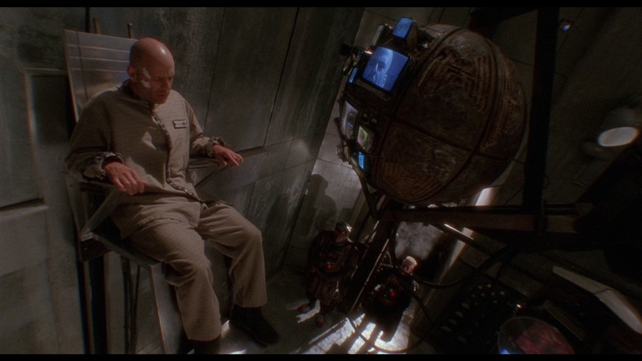 Screen capture from 12 Monkeys