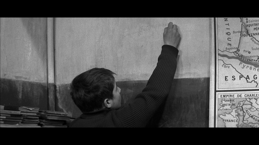 Screen capture from The 400 Blows