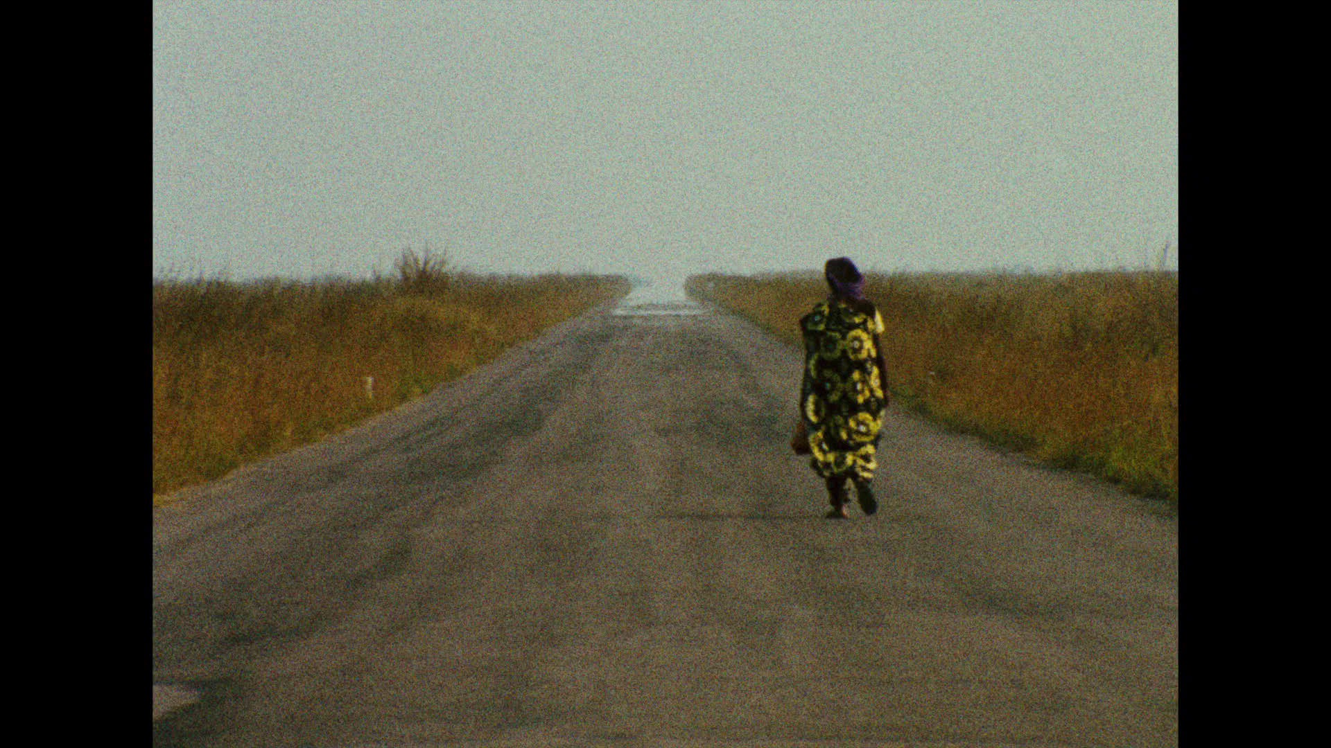 Screen capture from Sambizanga / Prisioneros de la tierra