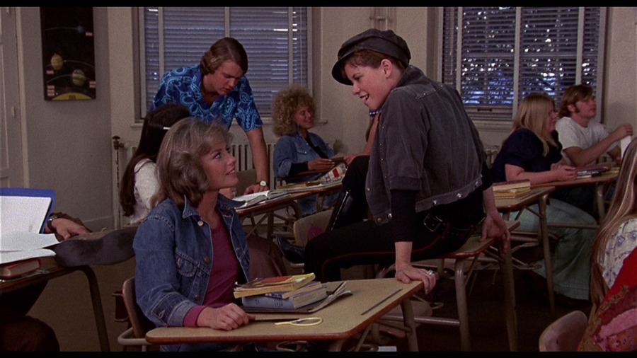 Screen capture from Switchblade Sisters