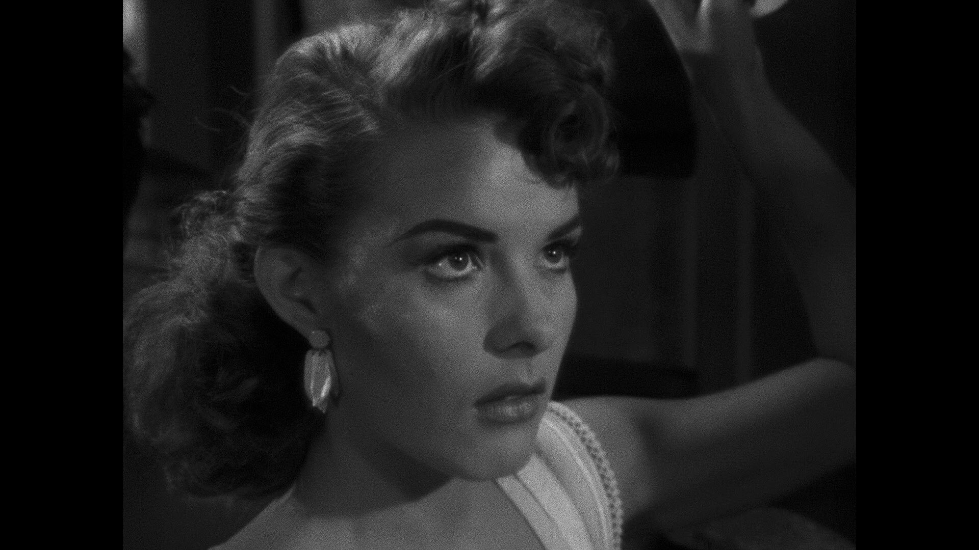 Screen capture from Pickup on South Street