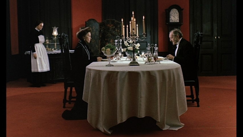 Screen capture from Cries & Whispers