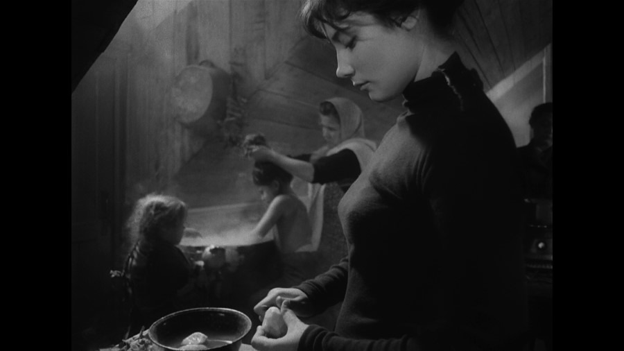Screen capture from The Cranes are Flying