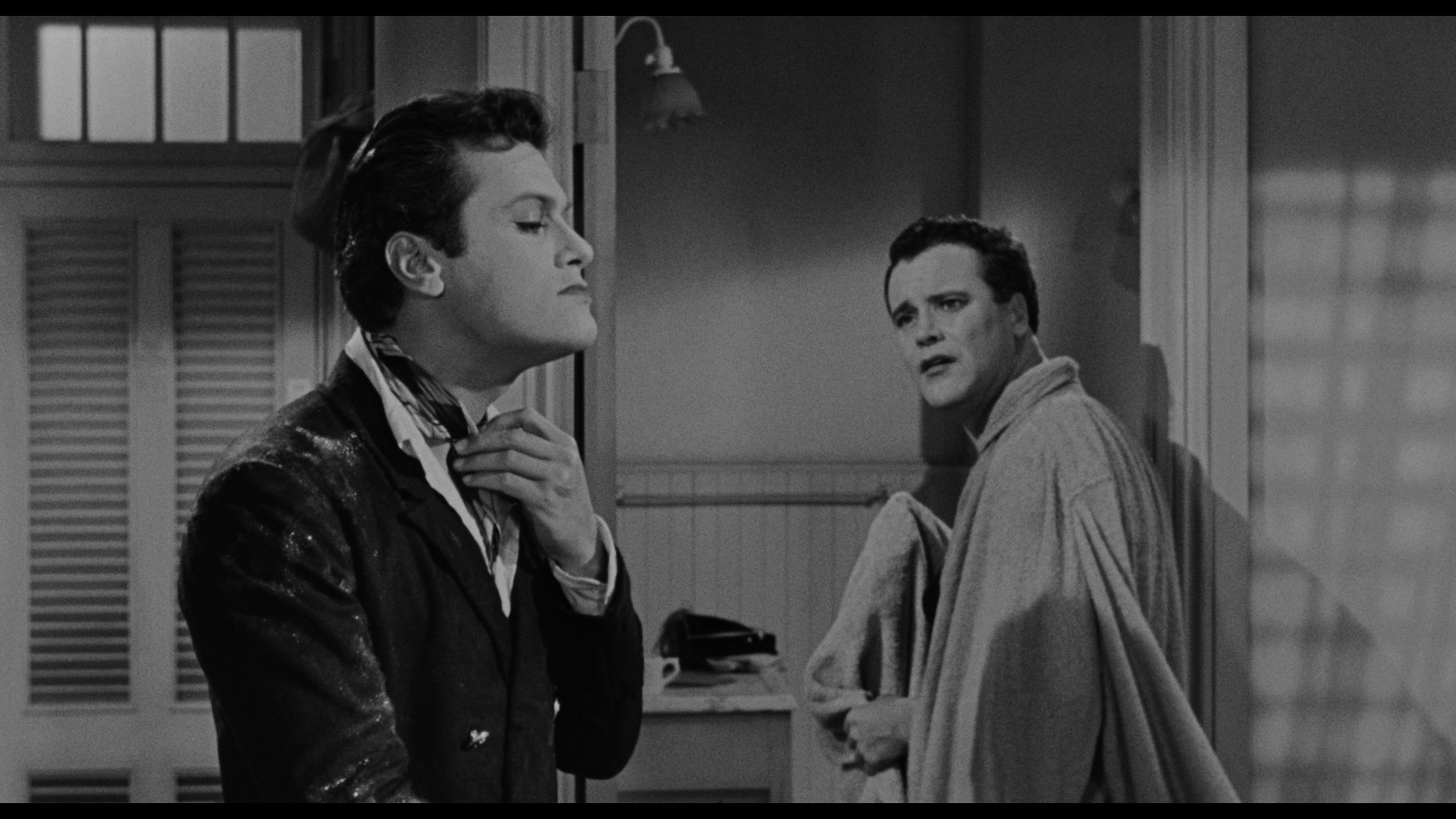 Screen capture from Some Like It Hot
