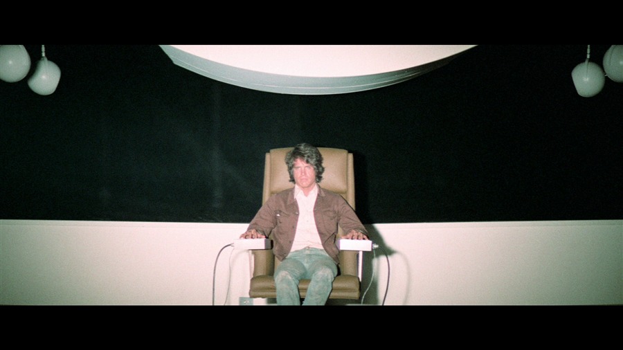 Screen capture from The Parallax View
