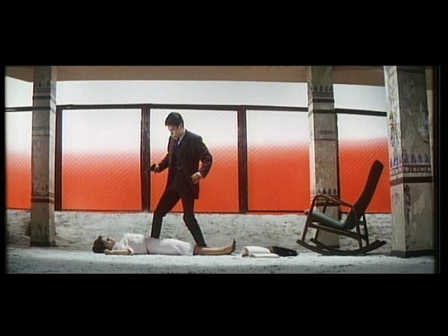 Screen capture from Tokyo Drifter