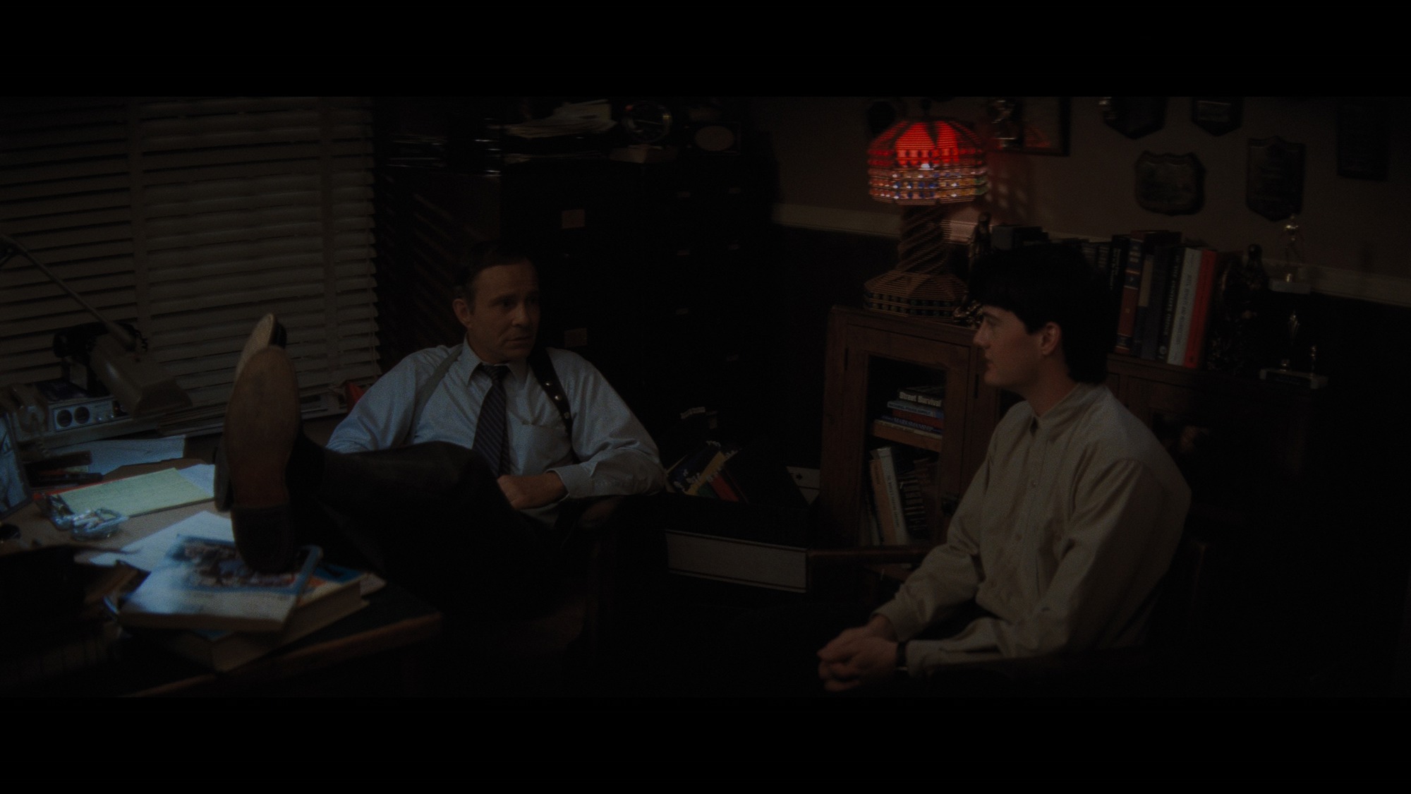 Screen capture from Blue Velvet