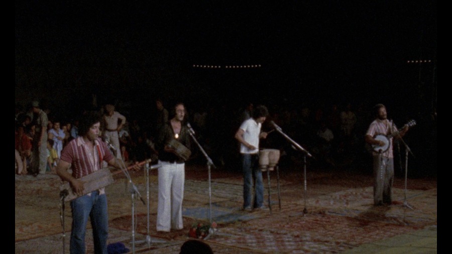 Screen capture from Trances / The Housemaid