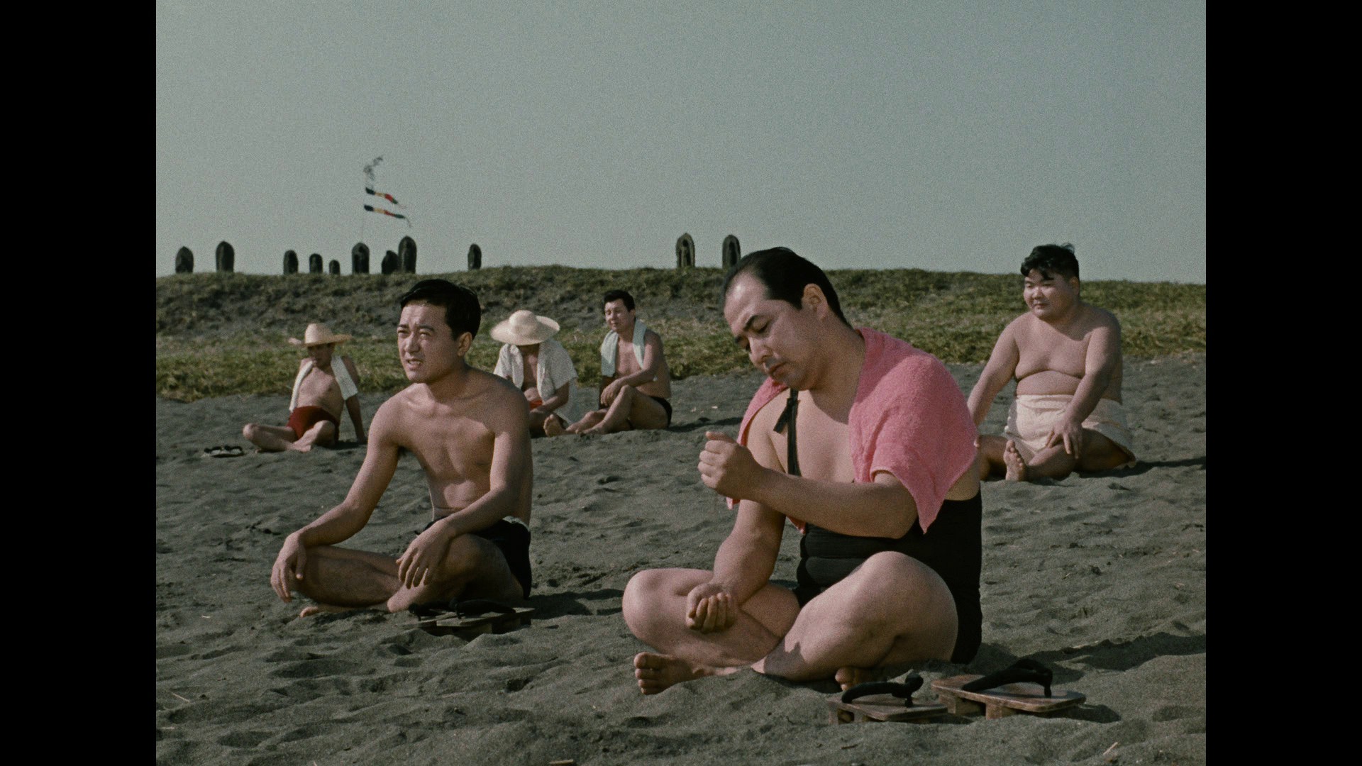 Screen capture from A Story of Floating Weeds / Floating Weeds: Two Films by Yasujiro Ozu