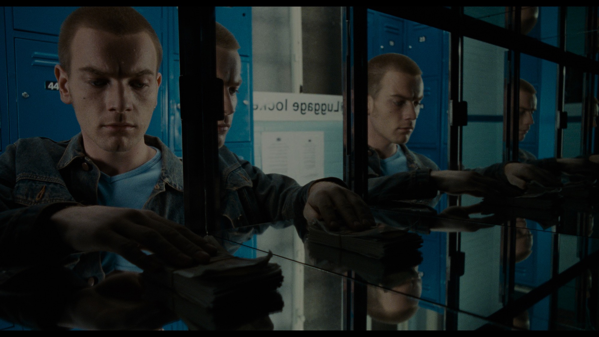 Screen capture from Trainspotting
