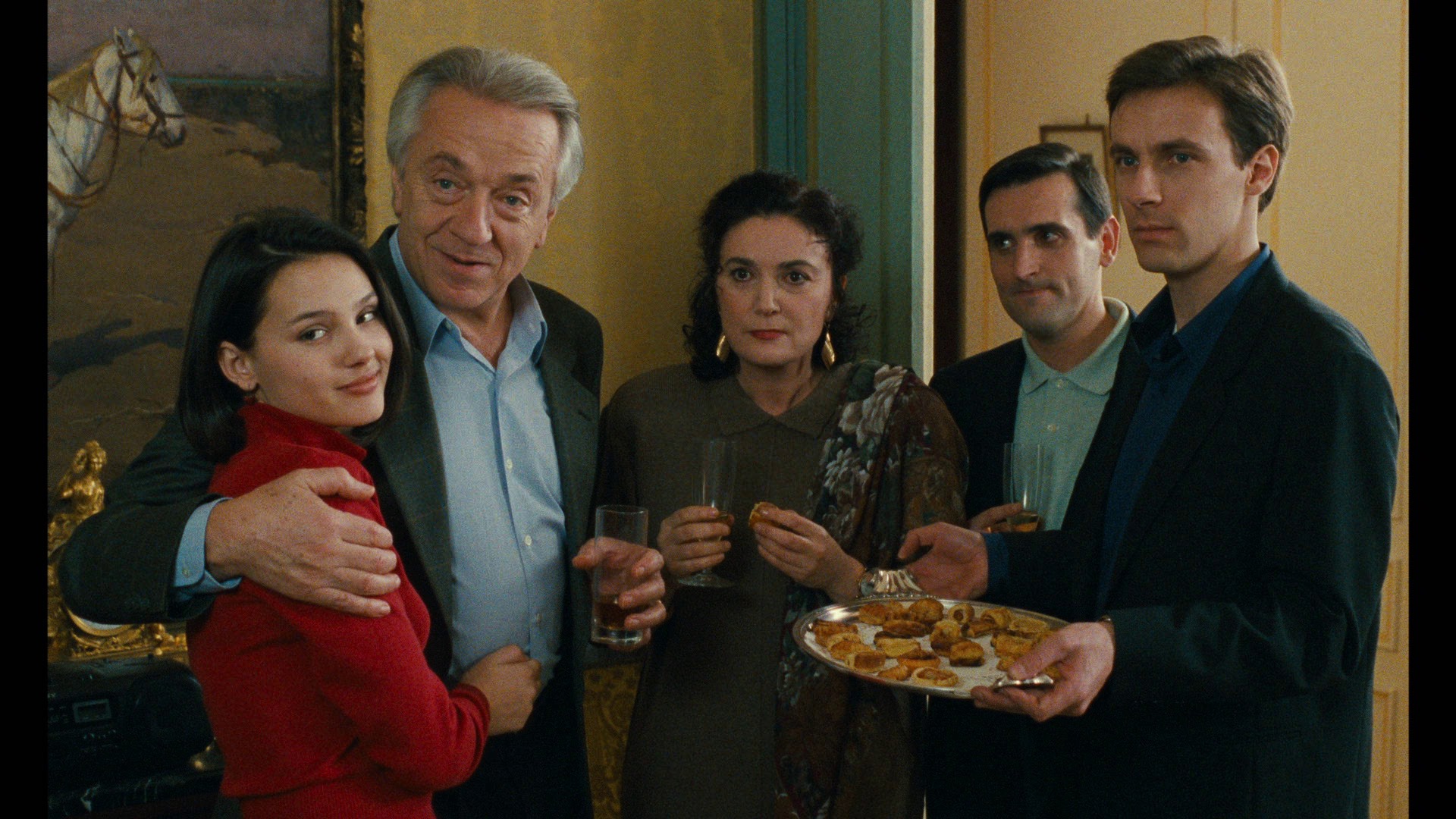 Screen capture from La cérémonie