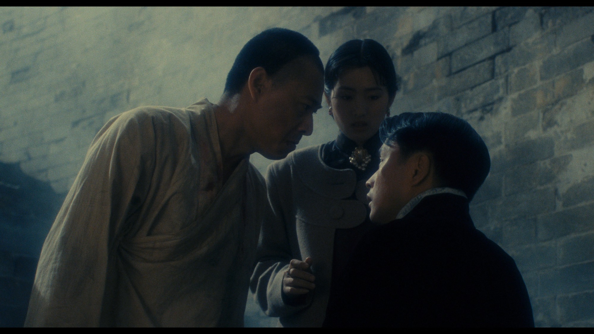 Screen capture from Farewell My Concubine