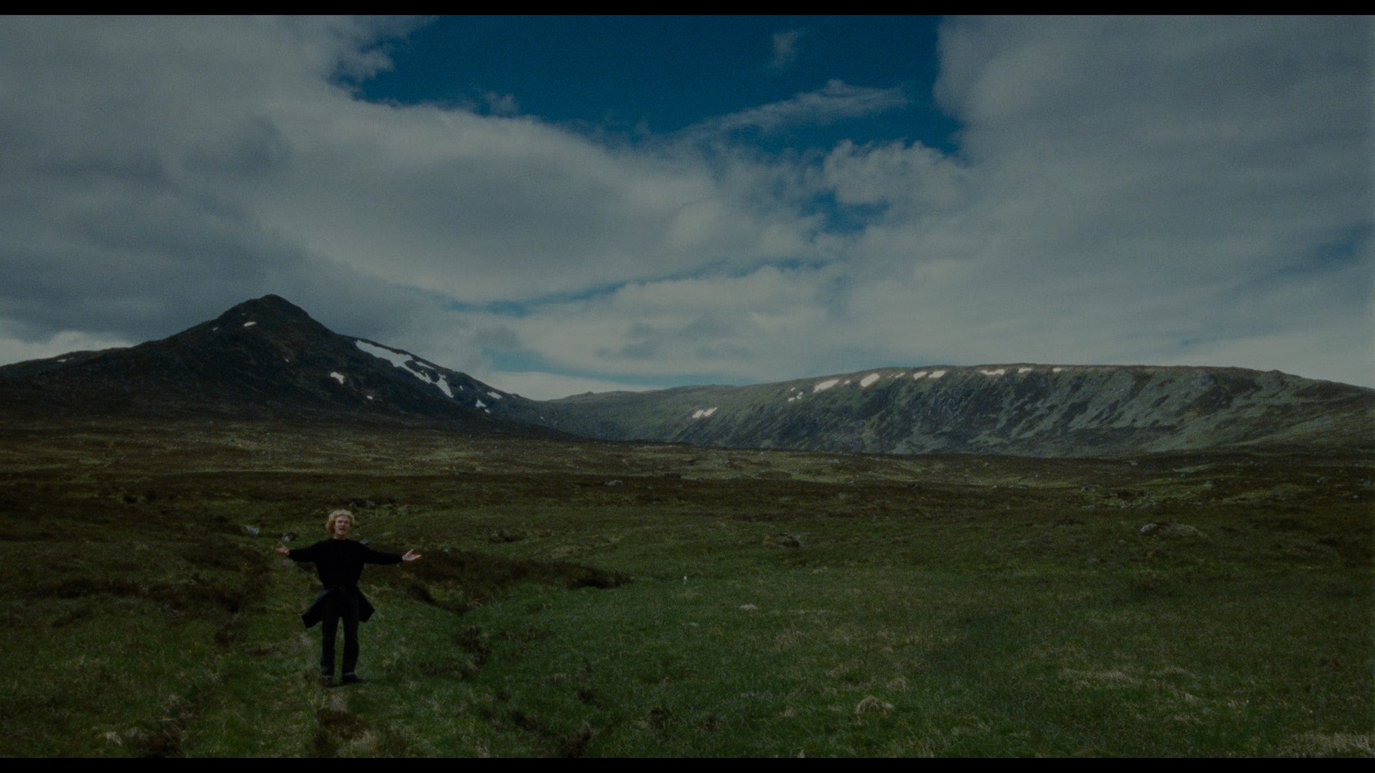 Screen capture from Trainspotting