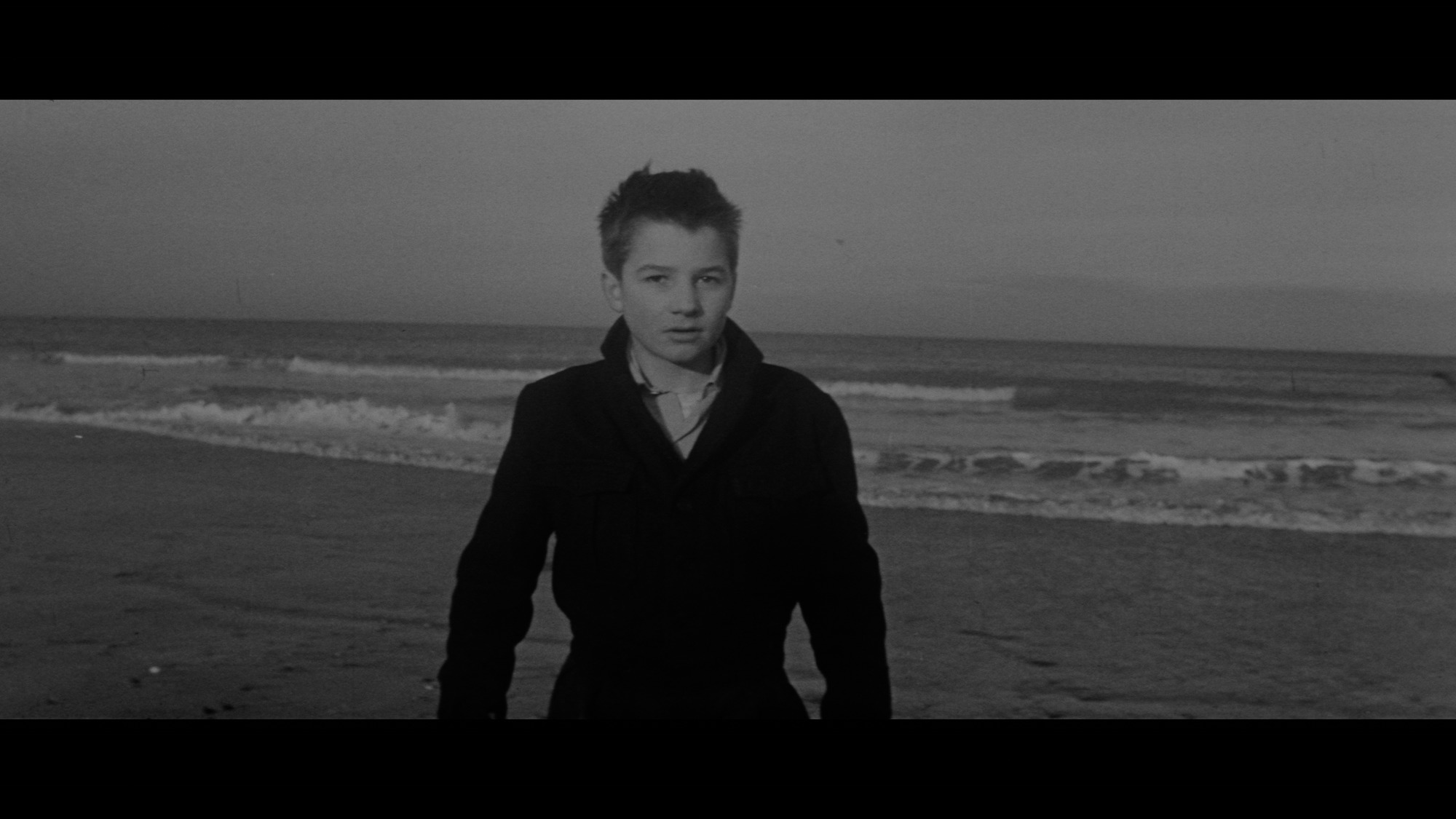 Screen capture from The 400 Blows with Antoine and Colette