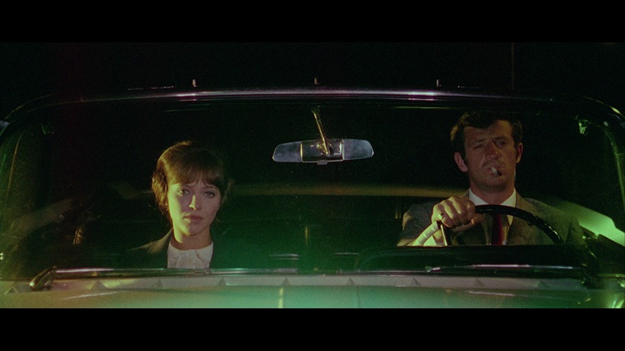Screen capture from Pierrot le fou