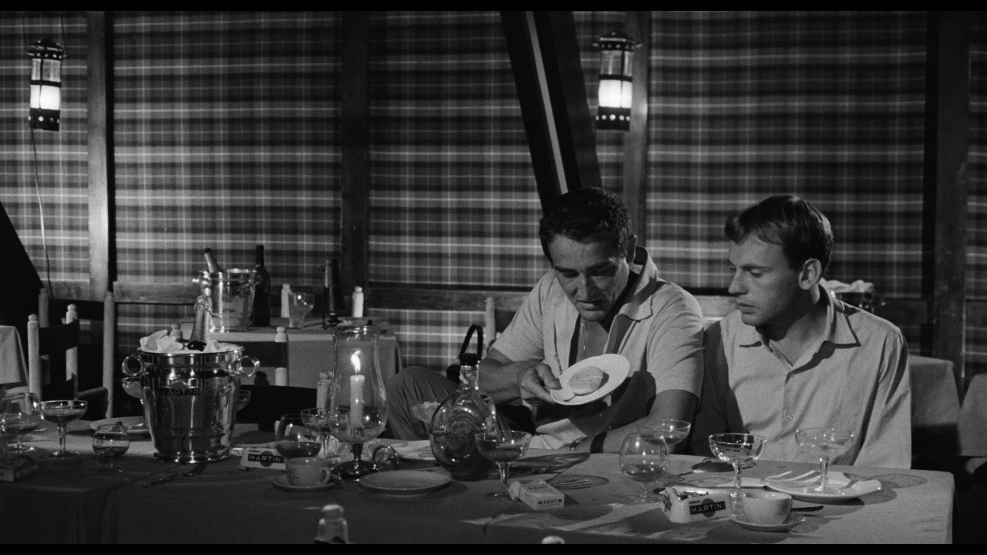 Screen capture from Commedia all'italiana