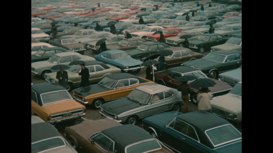 Screen capture from The Complete Jacques Tati