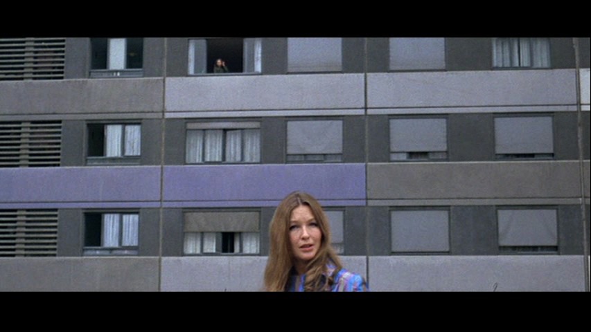 Screen capture from 2 or 3 Things I Know About Her