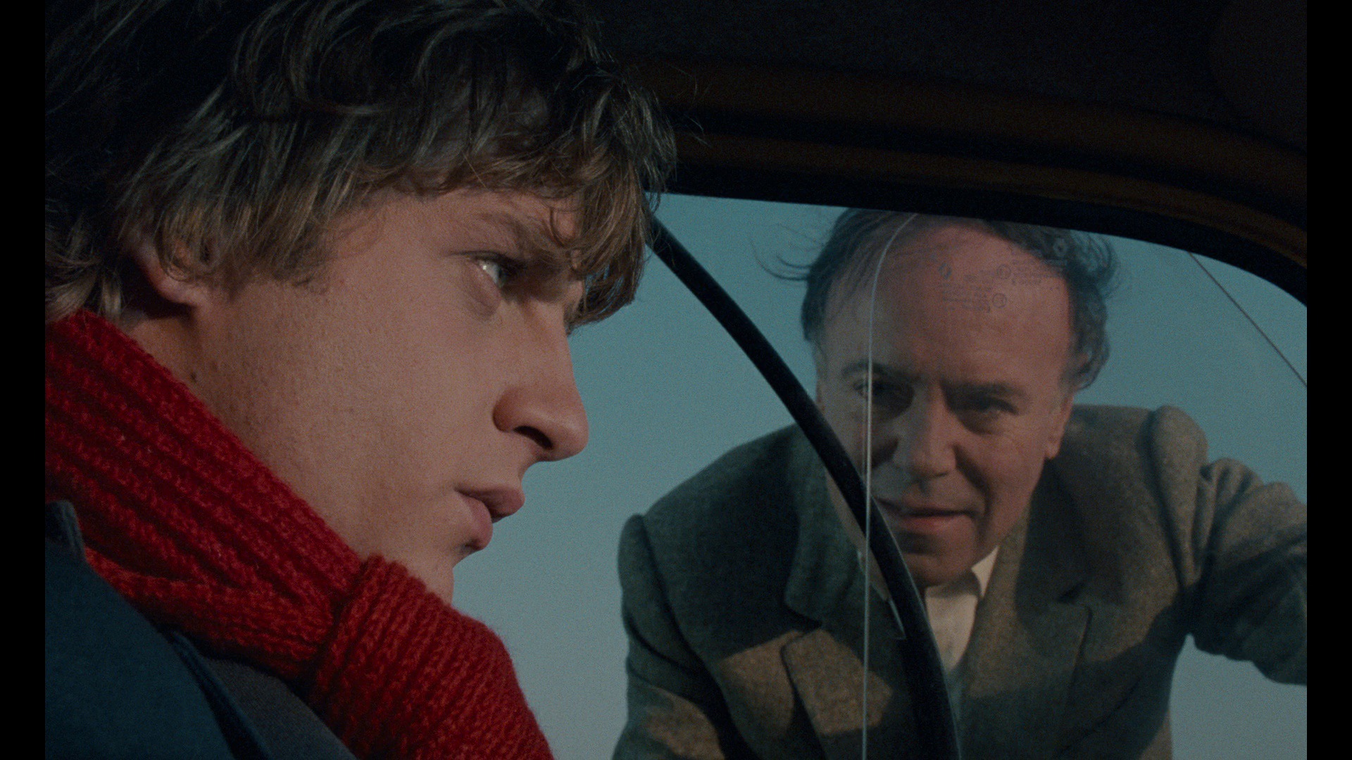 Screen capture from Cop Au Vin (Poulet au vinaigre)