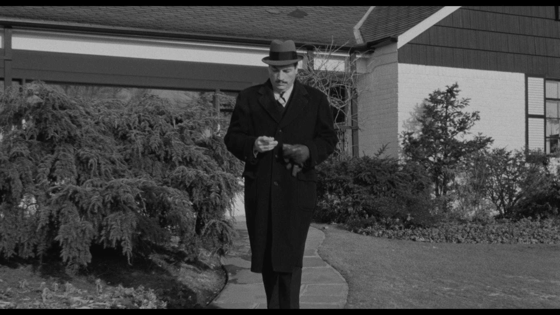 Screen capture from Blast of Silence