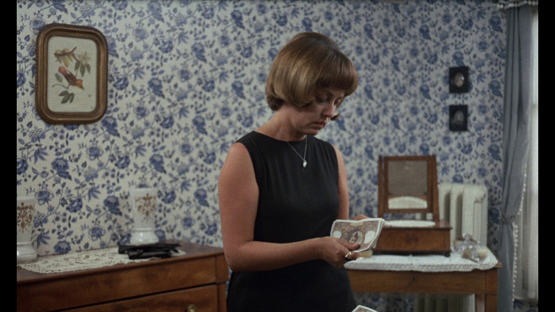 Screen capture from The Bride Wore Black