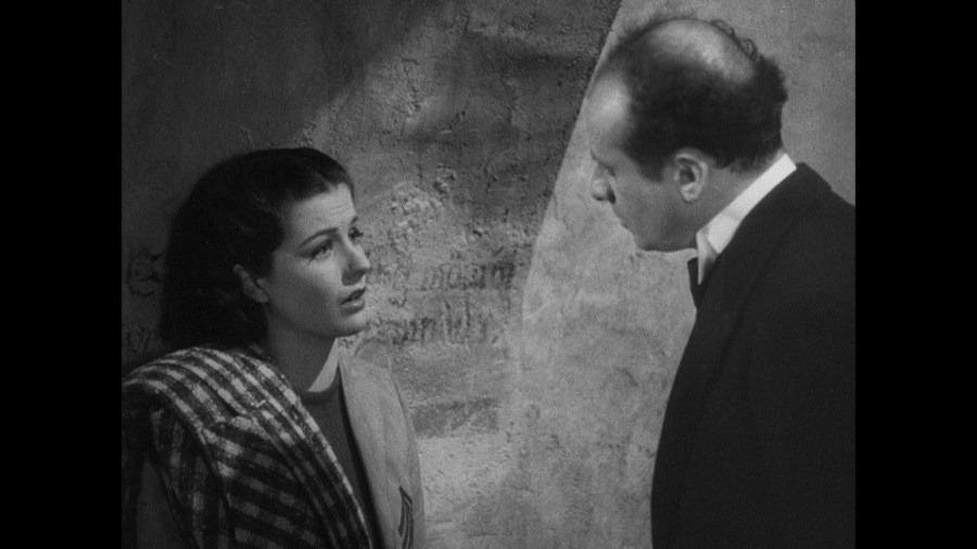Screen capture from The Lady Vanishes