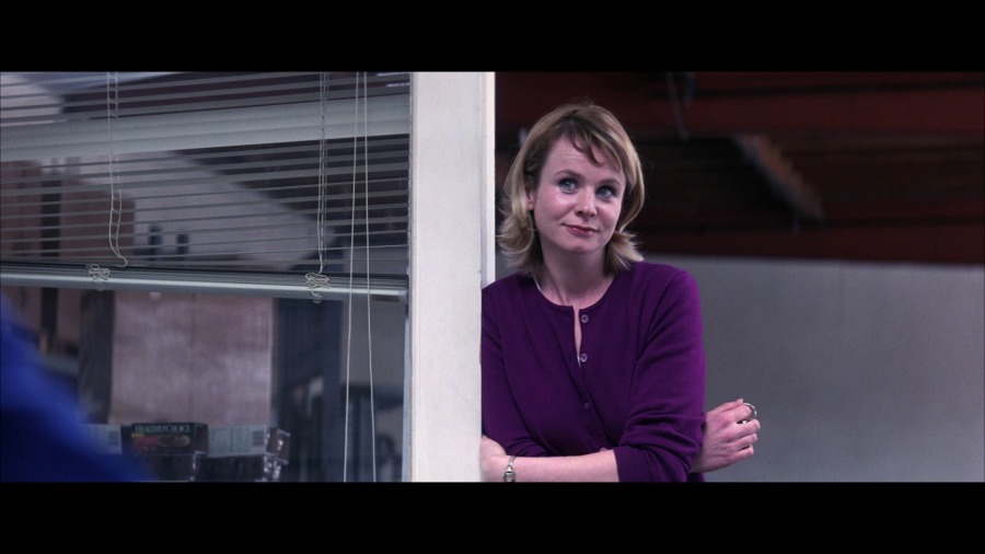 Screen capture from Punch-Drunk Love