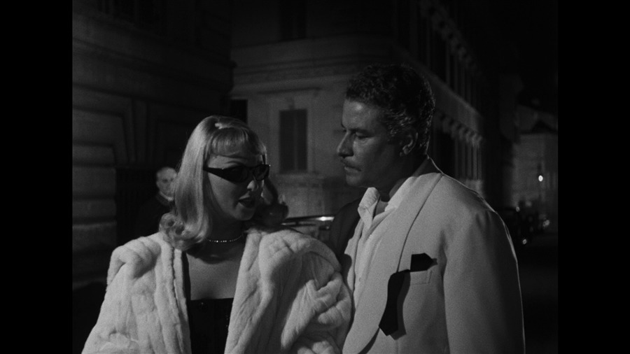 Screen capture from Essential Fellini