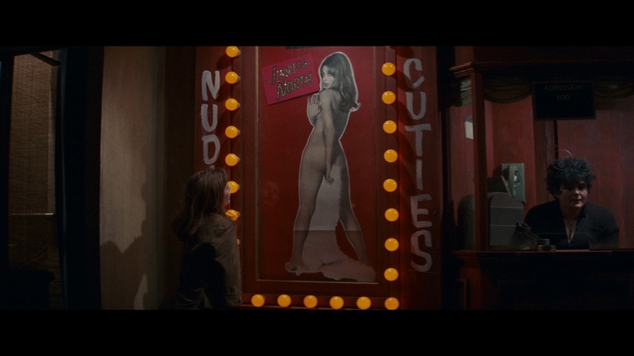 Screen capture from Valley of the Dolls