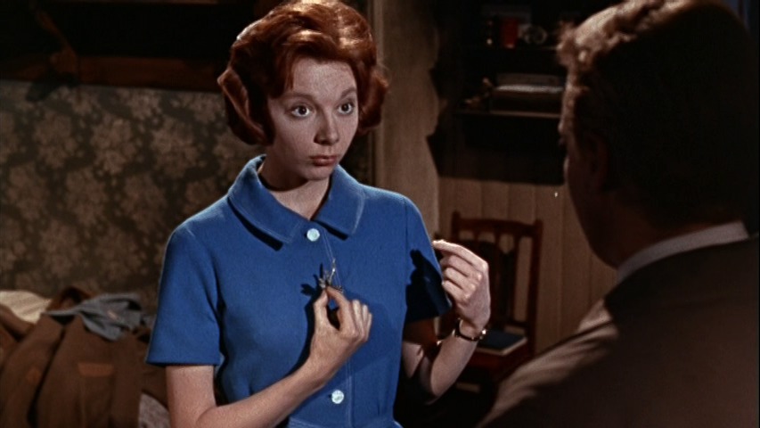 Screen capture from Peeping Tom