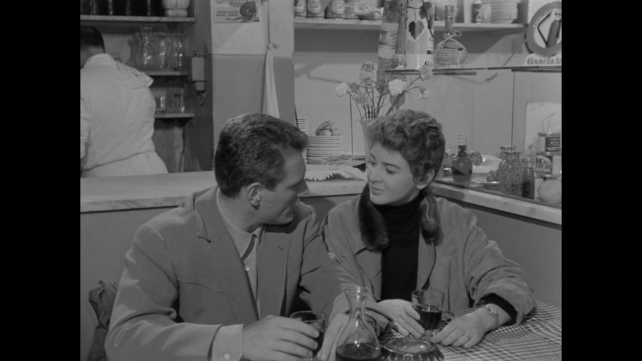 Screen capture from Le amiche