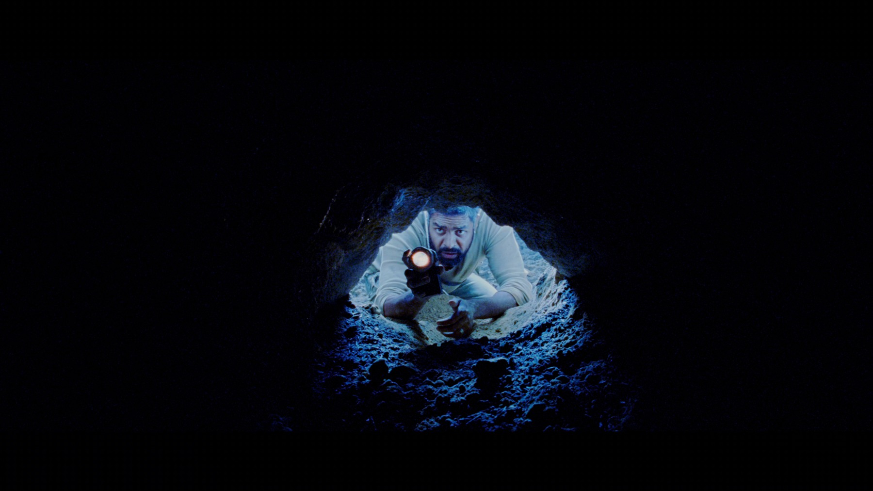 Screen capture from Pitch Black