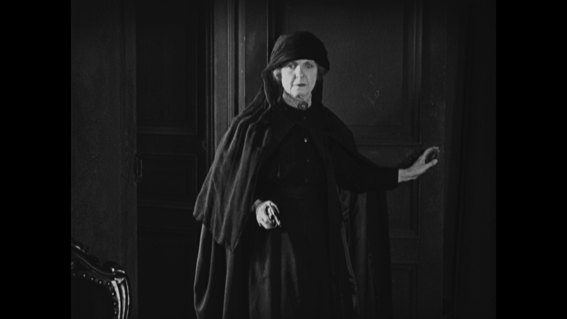 Screen capture from A Woman of Paris