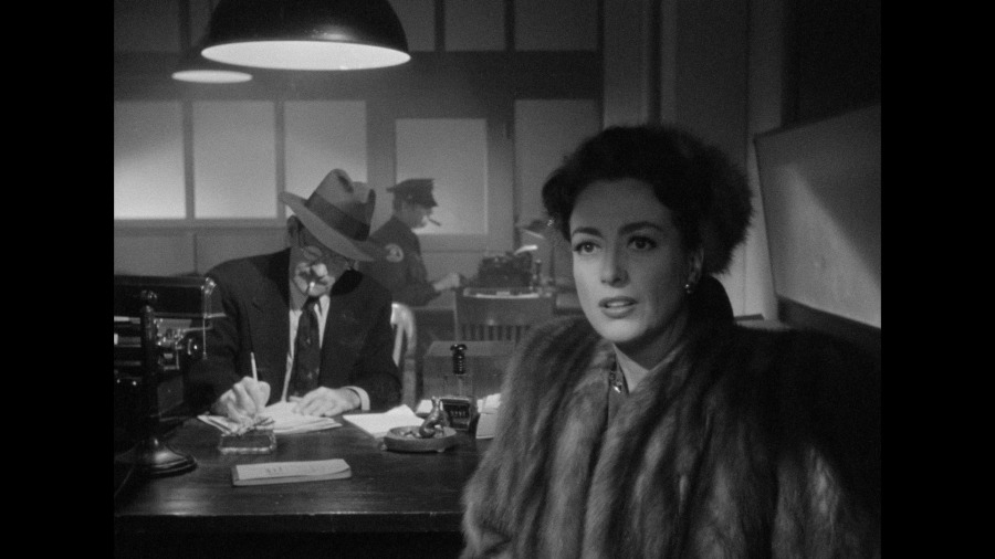 Screen capture from Mildred Pierce