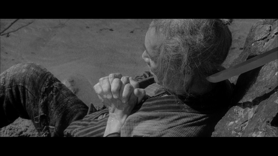 Screen capture from Three Outlaw Samurai
