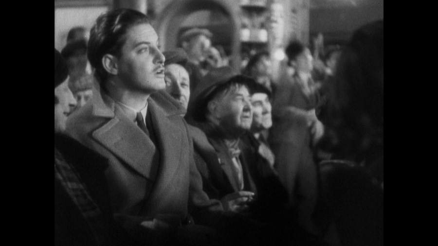 Screen capture from The 39 Steps