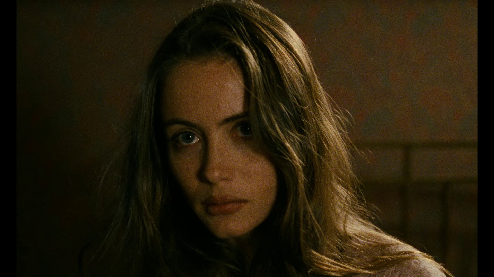Screen capture from Torment (L’enfer)